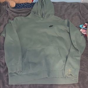 GREEN NIKE MENS SWEATSHIRT